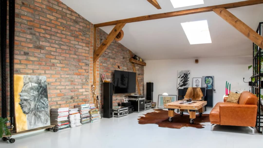 Jak urządzić poddasze: praktyczne porady na małe przestrzenie