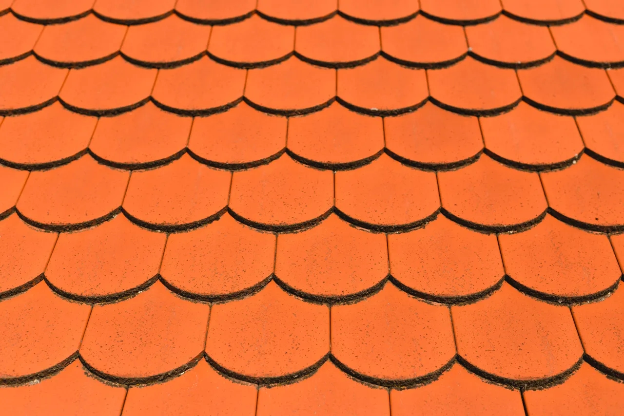 Ile dachówek karpiówek na m2? Kluczowe informacje i obliczenia